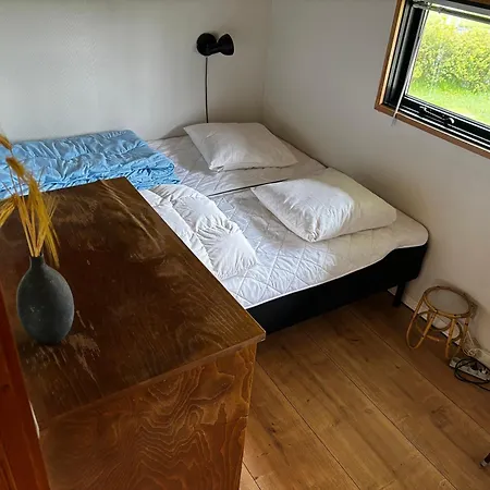 Nyaraló Cozy Close To The And Attractions